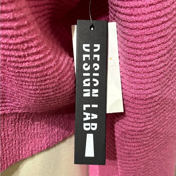 NWT Design Lab Crop Top/ Sweater / Pink - Picture 8 of 9
